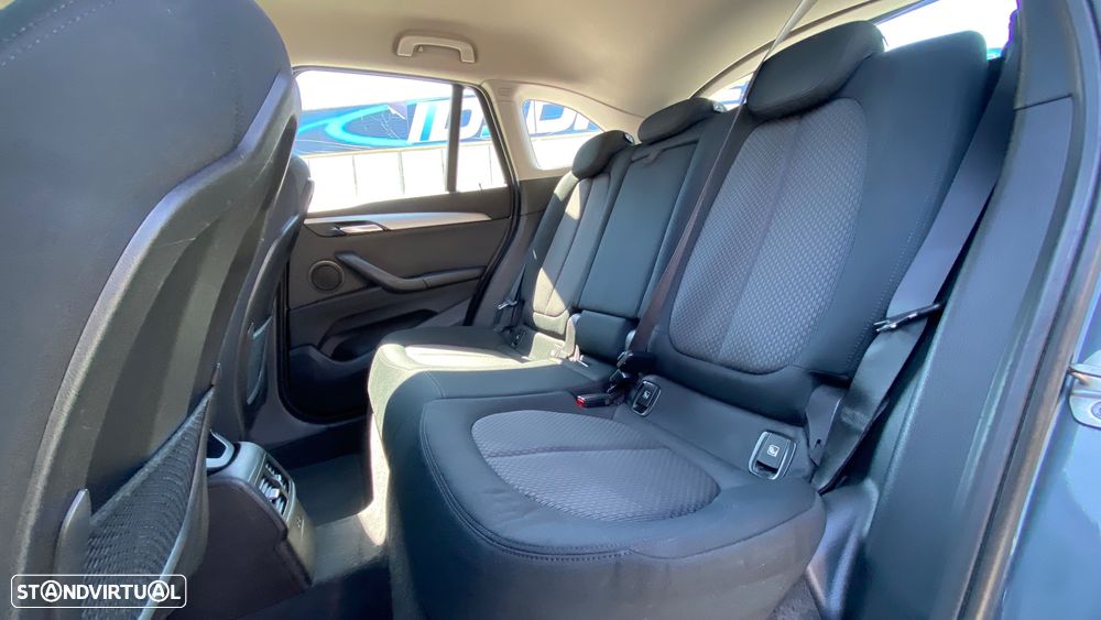 BMW X1 25 e xDrive Corporate Edition - 25