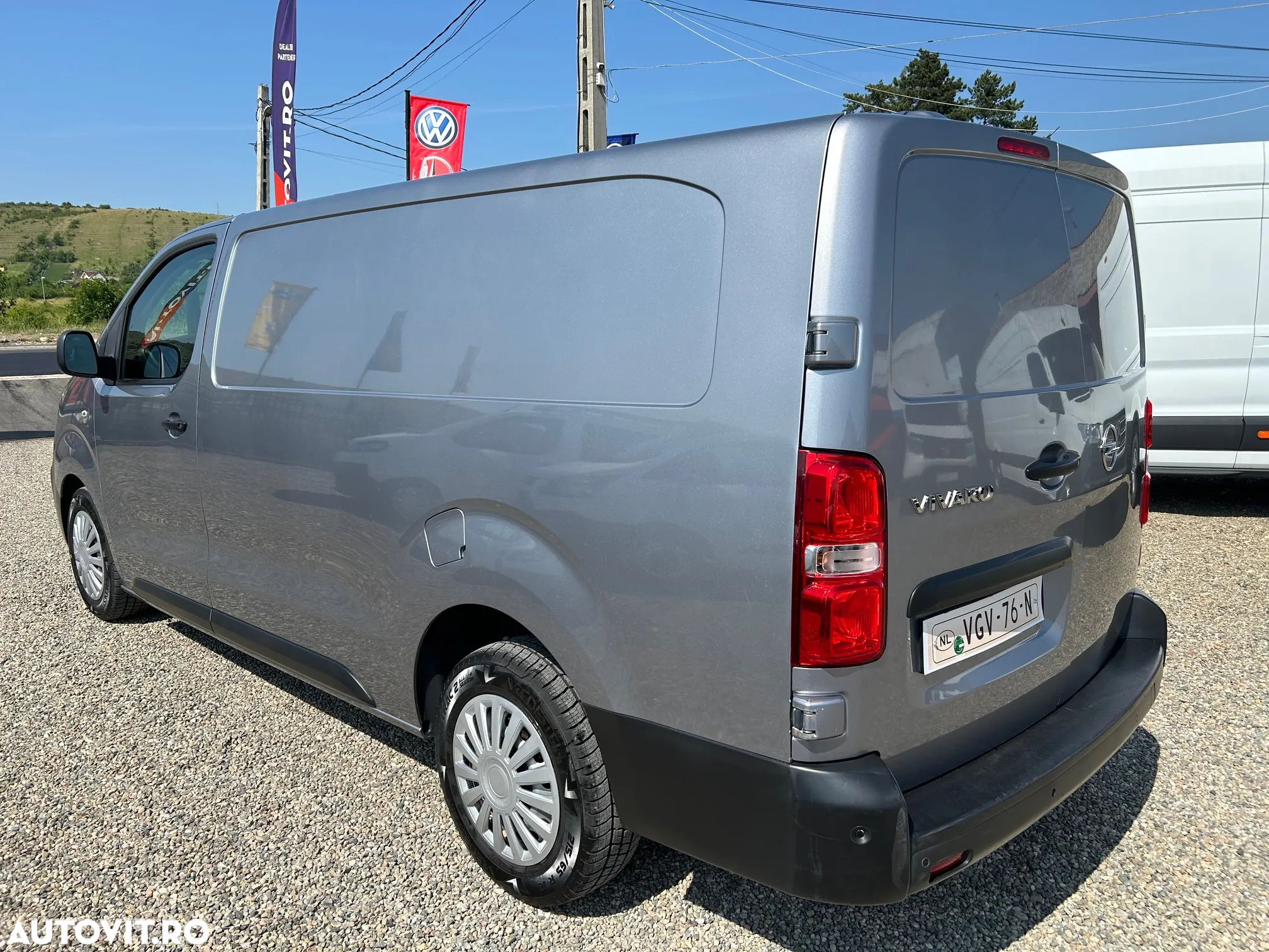 Opel Vivaro - 2