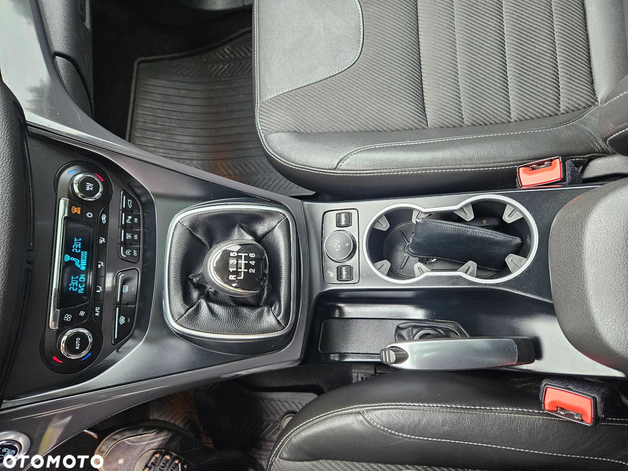 Ford Kuga 1.5 EcoBoost FWD Titanium ASS - 18