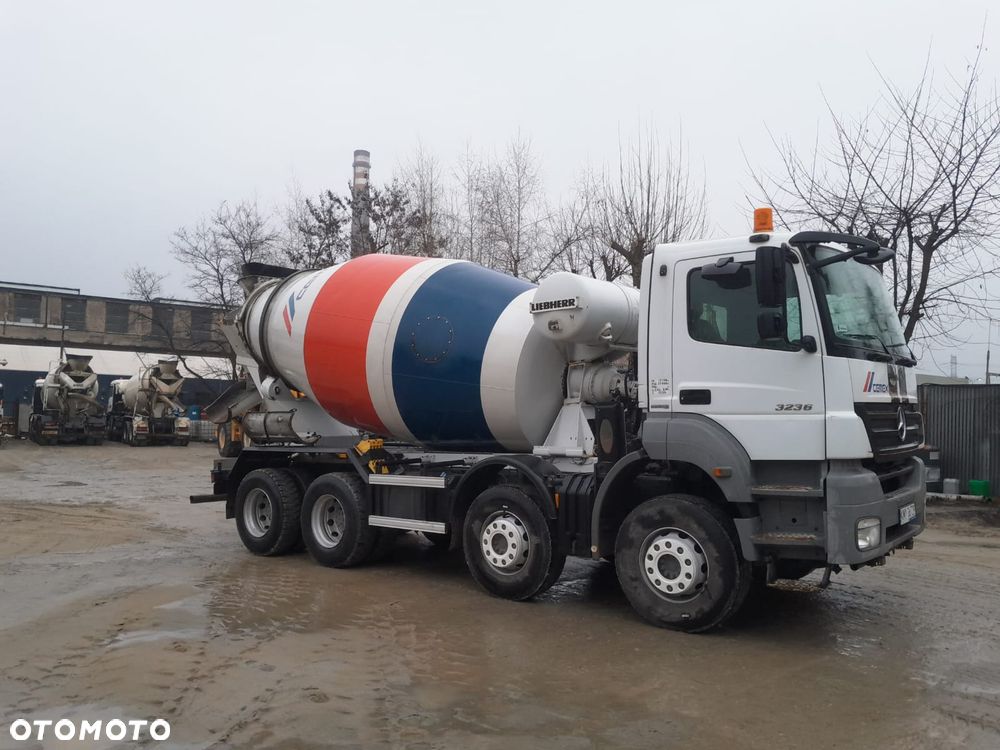 Mercedes-Benz AXOR - 3
