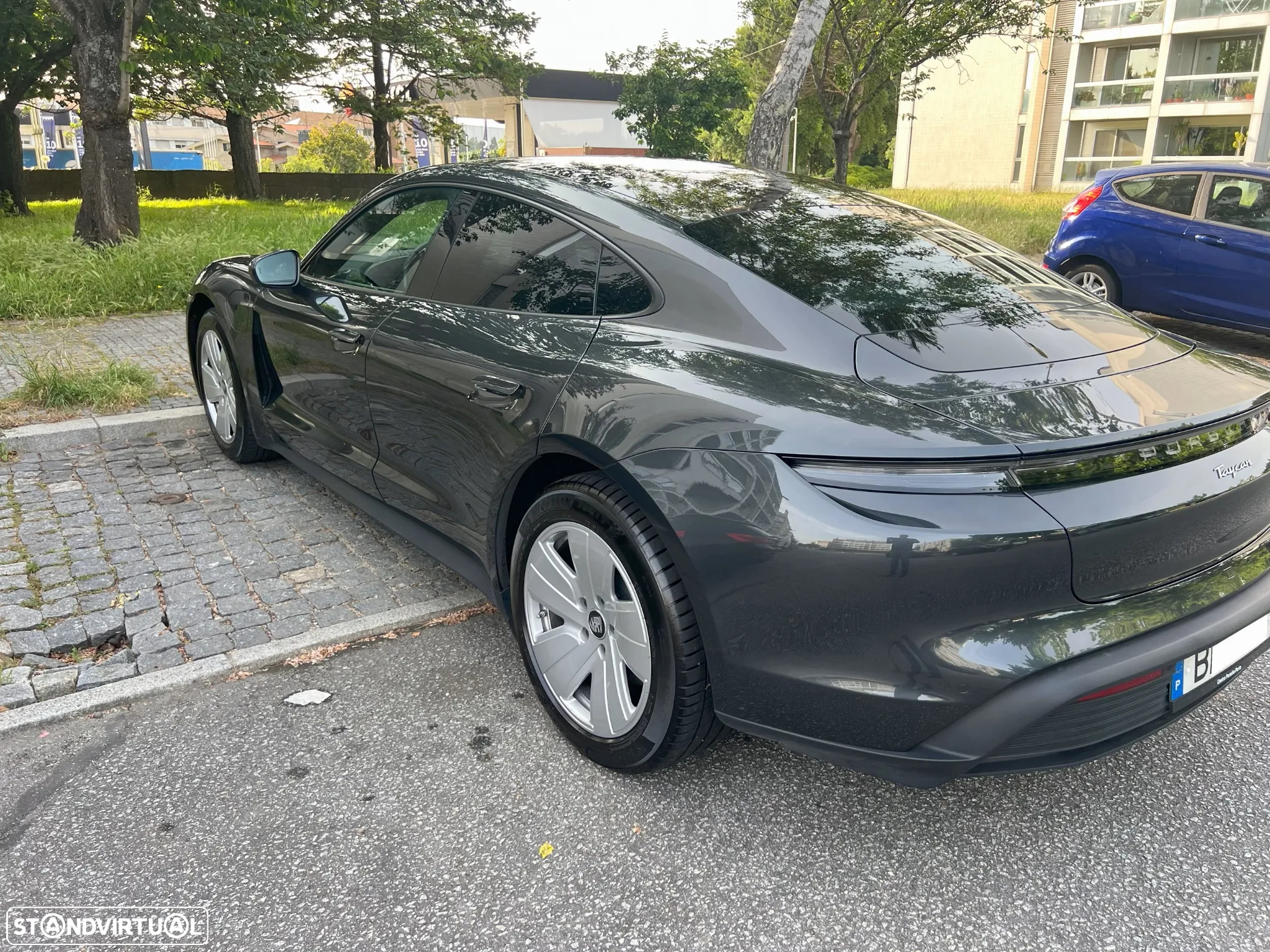 Porsche Taycan bateria Performance Plus - 2