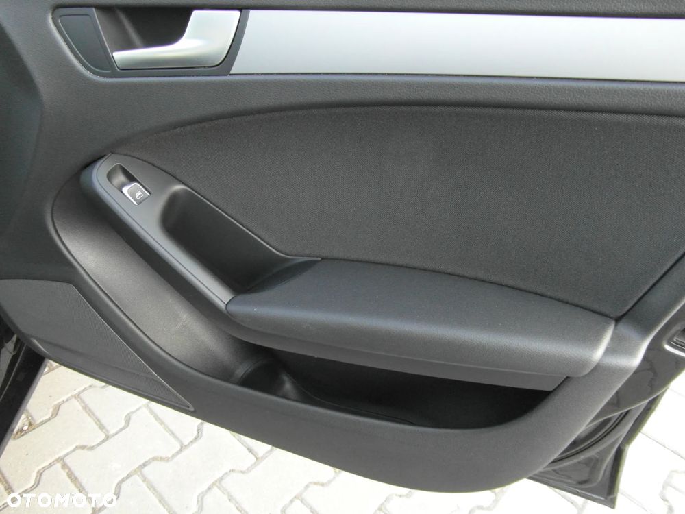 Audi A4 ver-2-0-tdi-dpf-attraction - 28