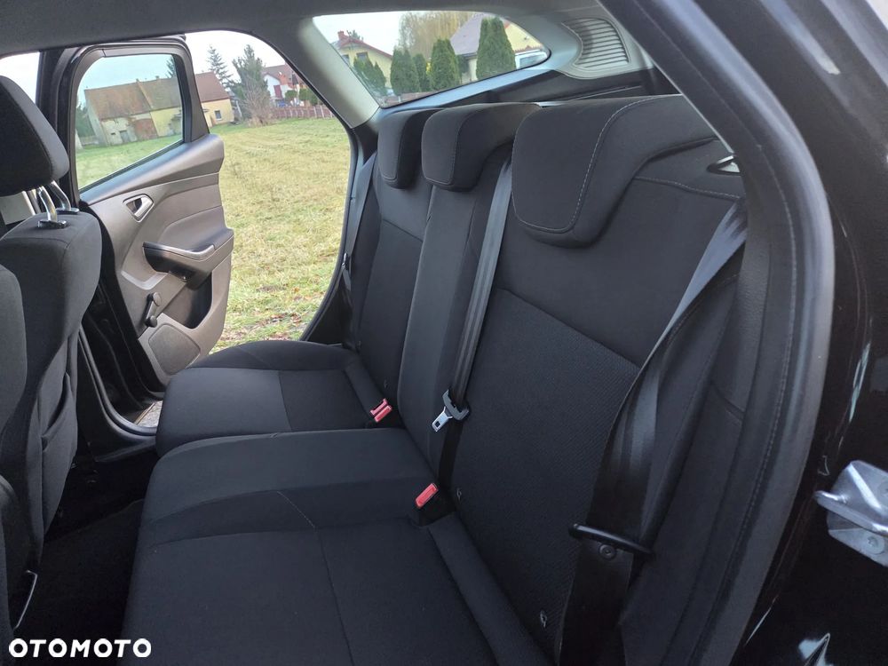 Ford Focus 1.6 SYNC Edition - 22