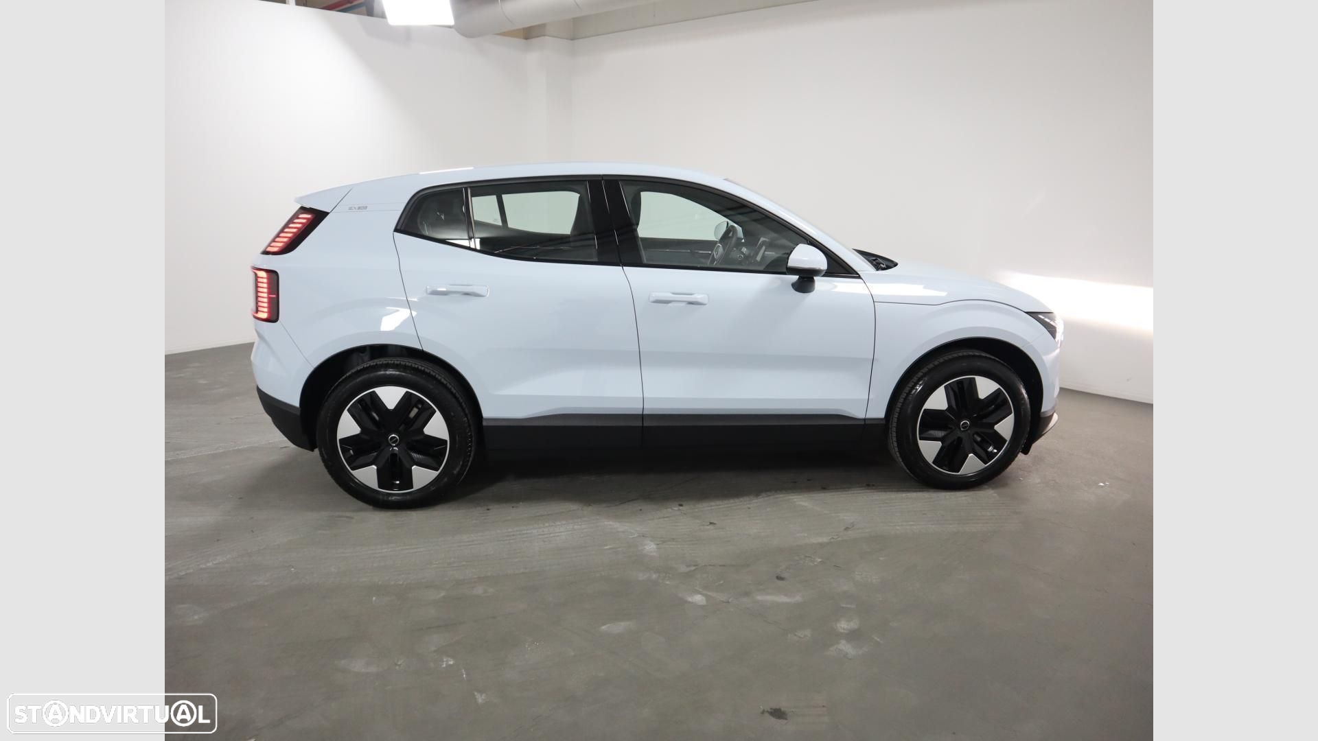 Volvo EX30 51 kWh Single Motor Core - 3
