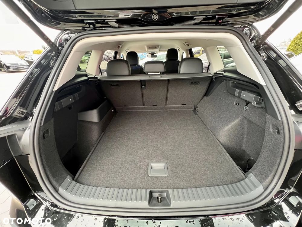 Volkswagen Tayron 2.0 TSI 4Mot Life Plus DSG - 16