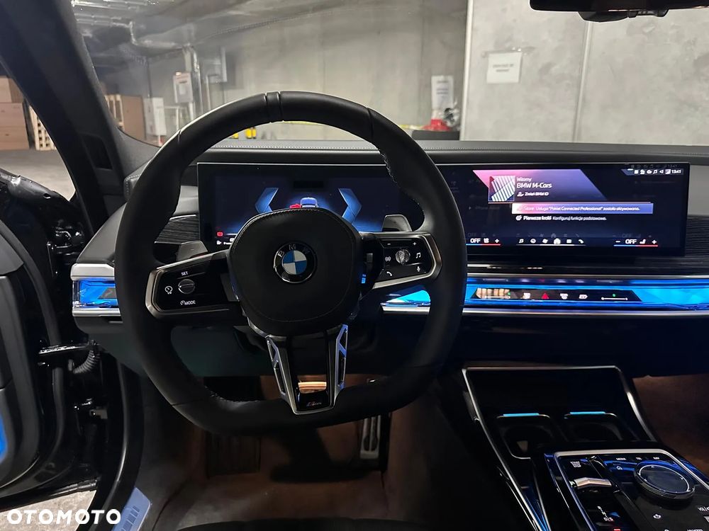 BMW Seria 7 - 19