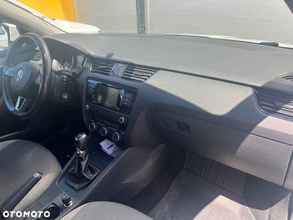 Skoda Octavia 1.6 TDI Active - 11