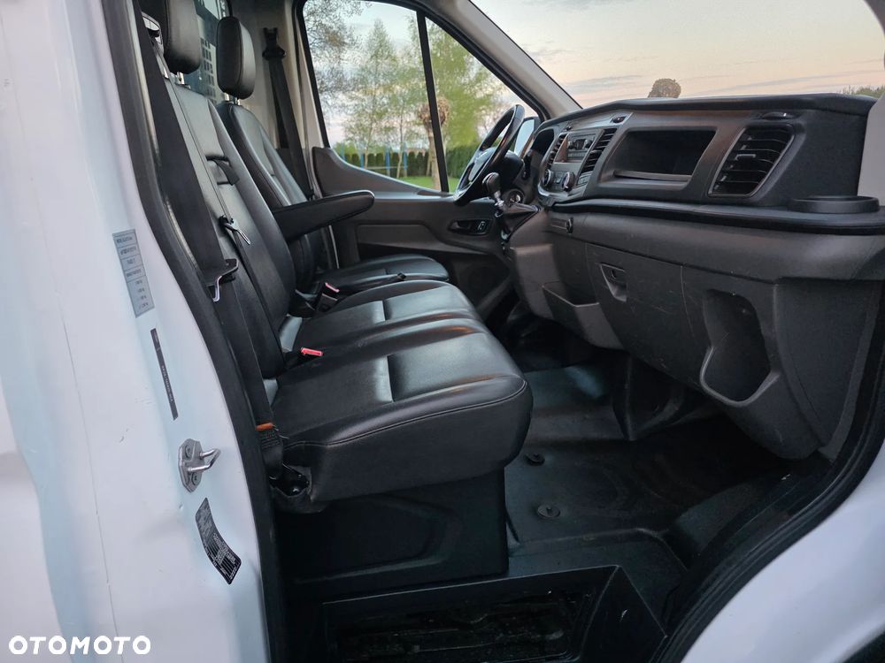 Ford Transit - 19