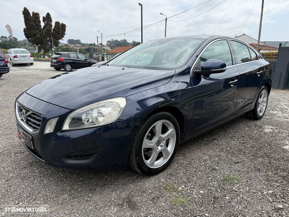 Volvo S60 2.0 D3 Momentum Start/Stop - 3