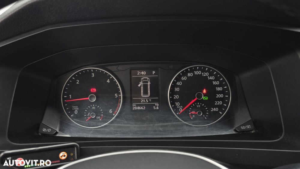 Volkswagen Transporter - 16