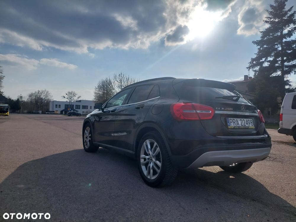 Mercedes-Benz GLA 200 Edition 1 - 4