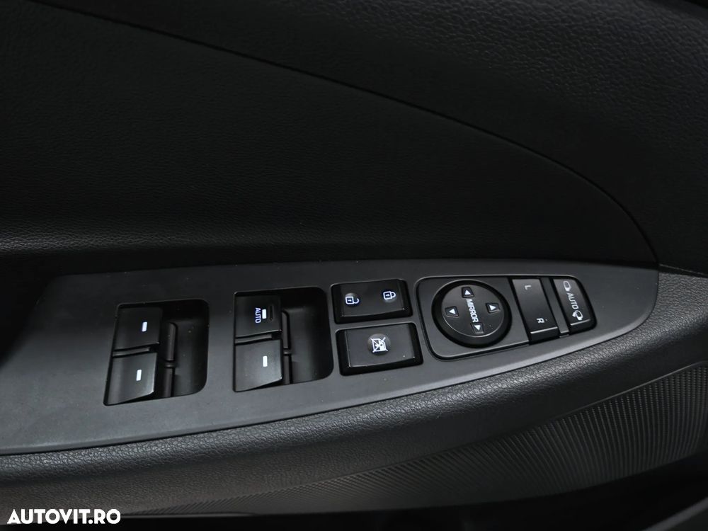 Hyundai Tucson 1.6 T-GDi 4WD 7DCT Style - 16