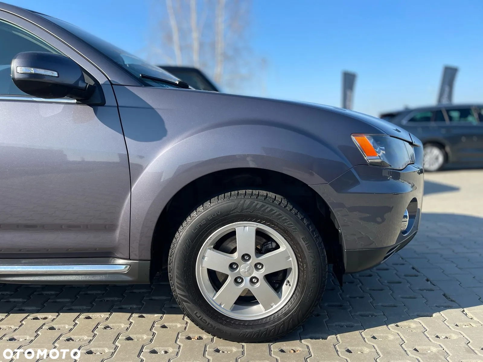 Mitsubishi Outlander 2.0 Intense + NAVI 2WD EU5 - 19