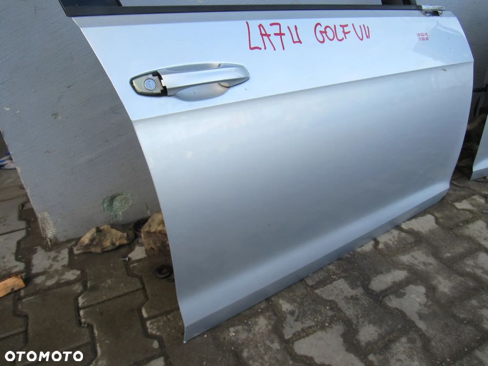 VW golf VII przednie prawe drzwi la7w - 2