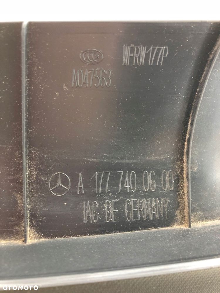 MERCEDES W177 OSŁONA KLAPY BAGAŻNIKA GÓRNA A1777400600 - 11