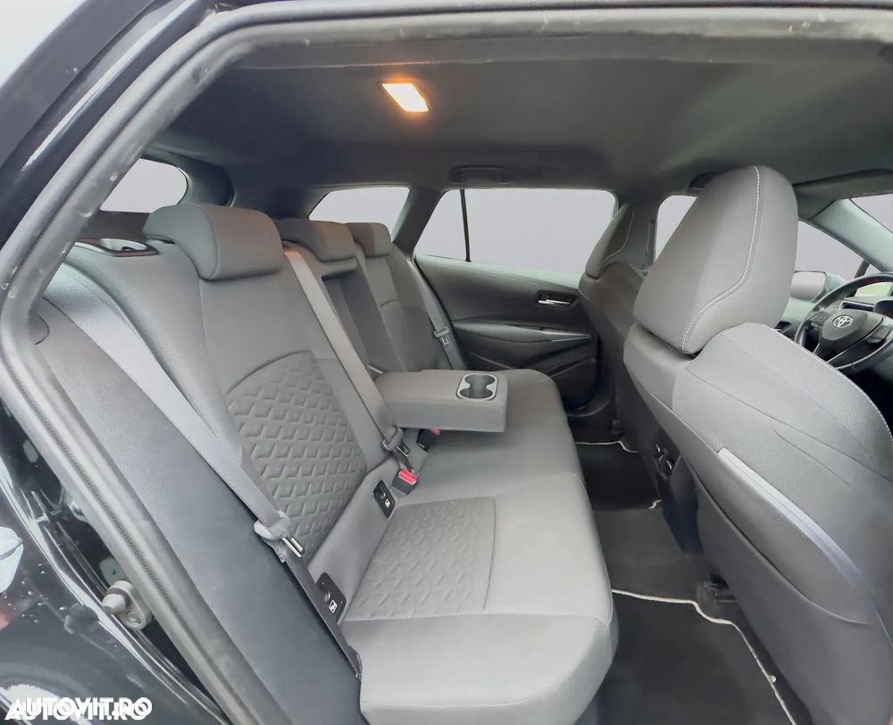 Toyota Corolla 1.8 HSD Dynamic - 18