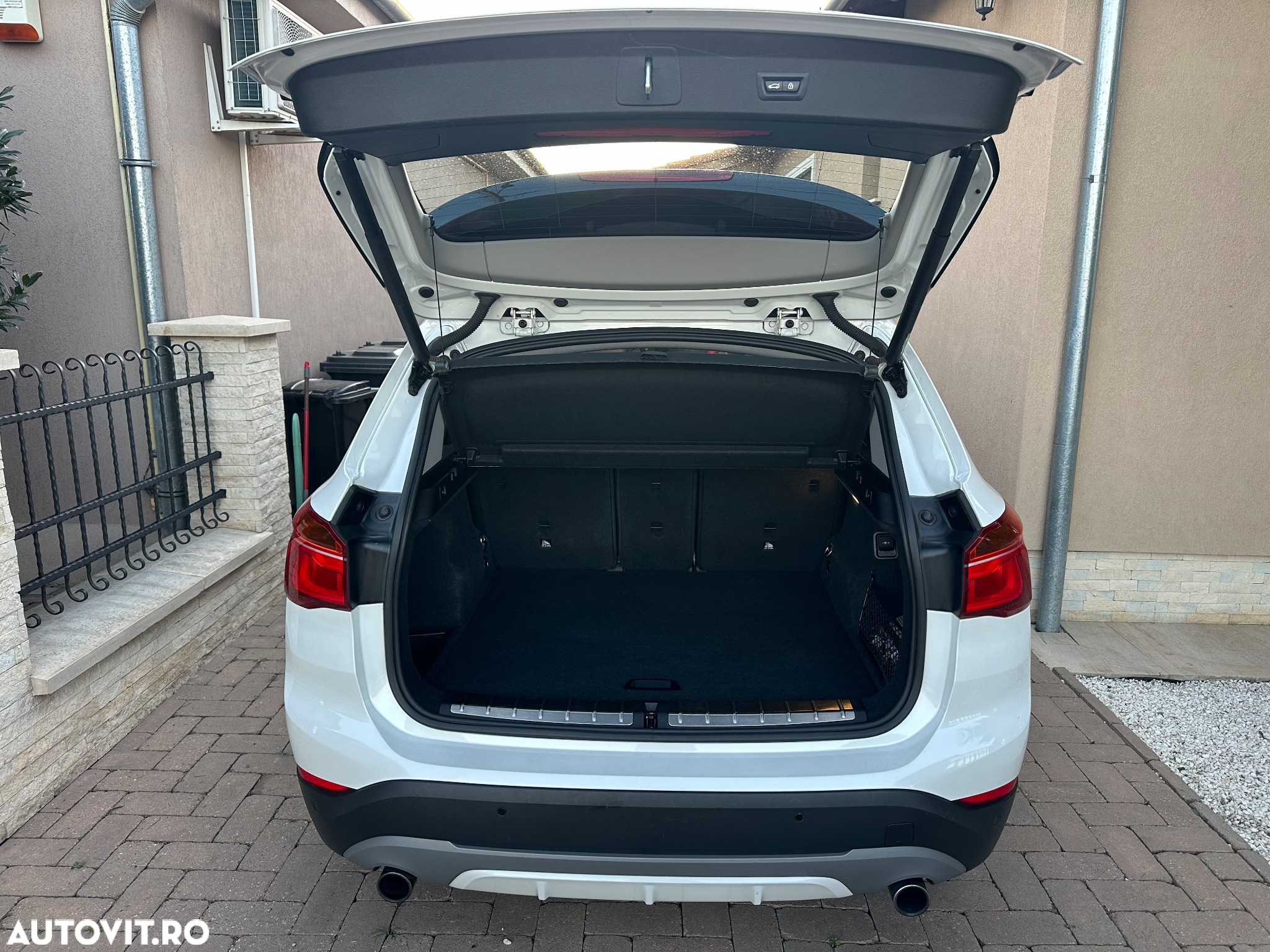 BMW X1 xDrive25d Aut. Sport Line - 10