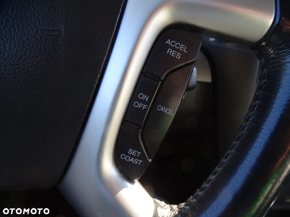 Chevrolet Captiva 2.0 d LT high (deu) - 13