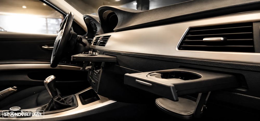 BMW 318 - 18
