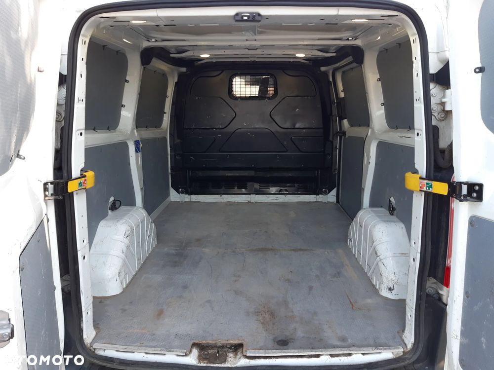 Ford Transit Custom - 8