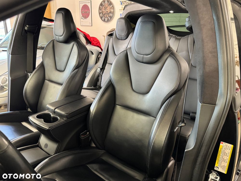 Tesla Model X Performance - 31