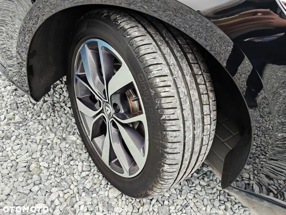 Renault Megane ENERGY dCi 130 BOSE EDITION - 5