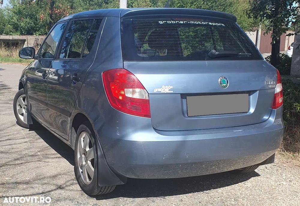 Skoda Fabia 1.2 HTP Ambiente - 8
