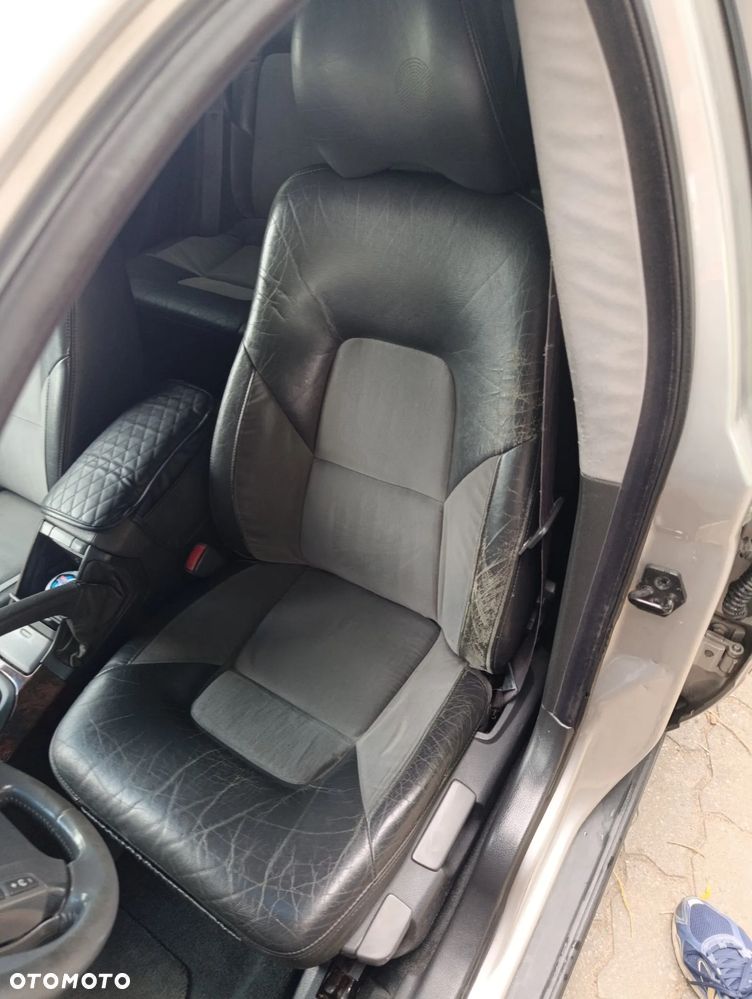 Volvo S80 2.4 - 13