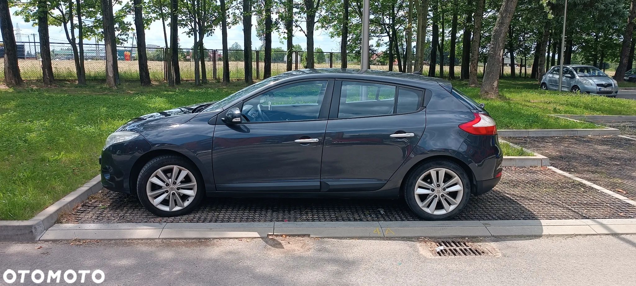 Renault Megane 1.6 16V 110 Authentique - 1