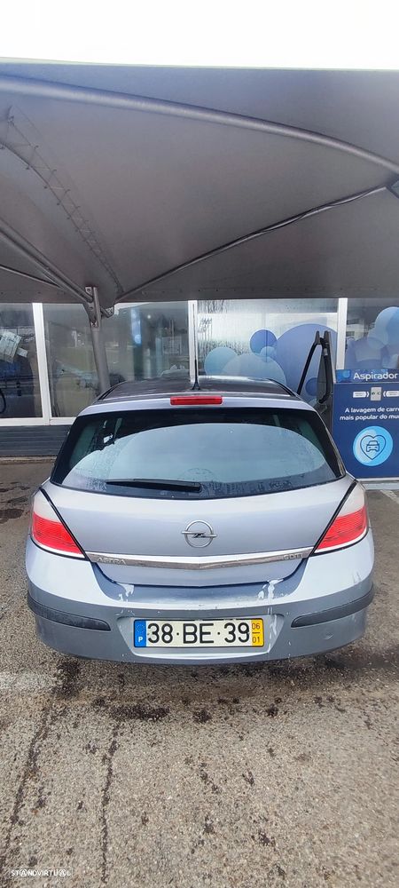 Opel Astra - 2