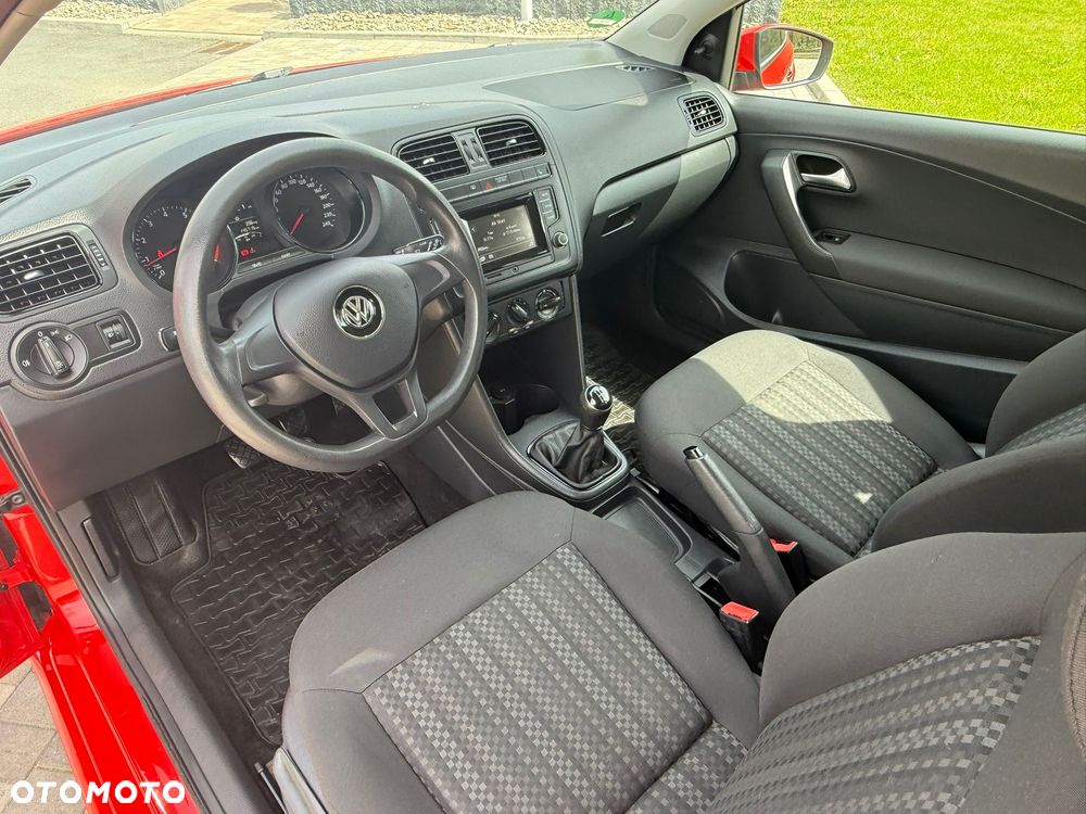 Volkswagen Polo 1.0 (Blue Motion Technology) Comfortline - 17