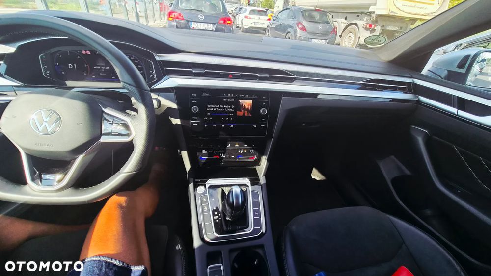 Volkswagen Arteon 2.0 TDI 4Motion R-Line DSG - 11