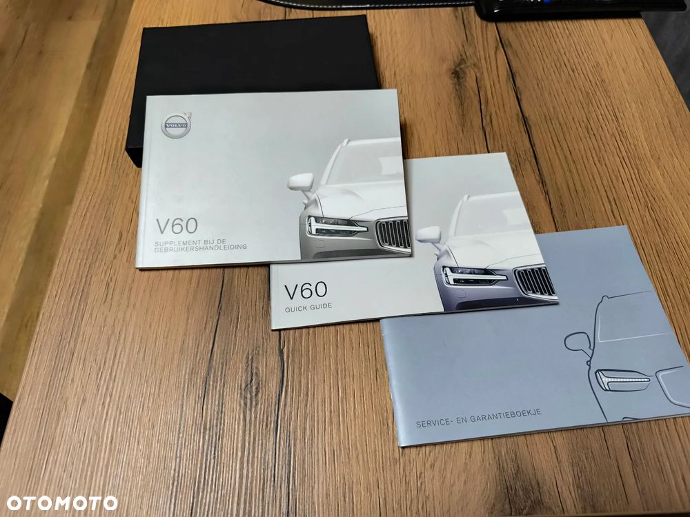 Volvo V60 T5 GPF Momentum - 25