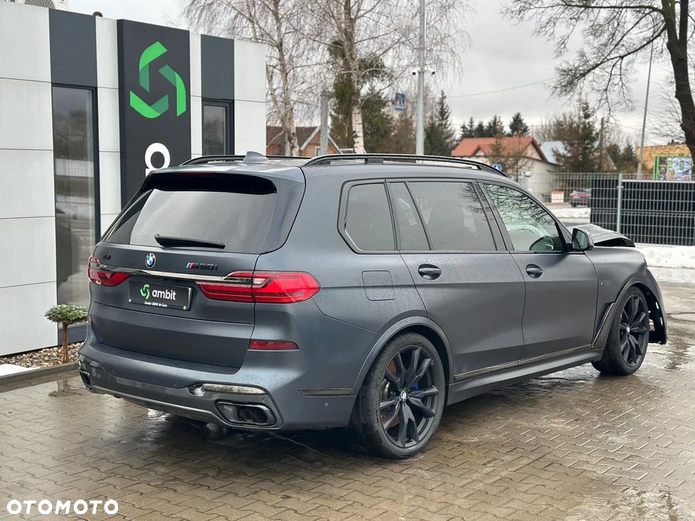 BMW X7 M50i - 6