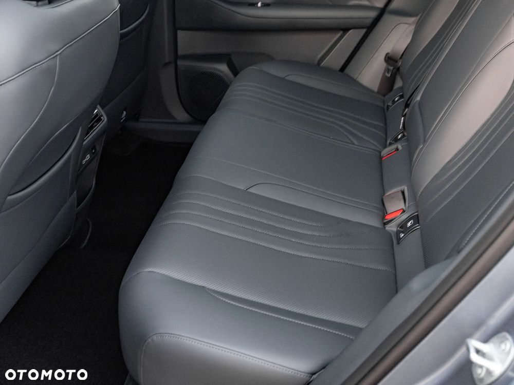 Geely Starray EM-i 1.5 PHEV Max - 16