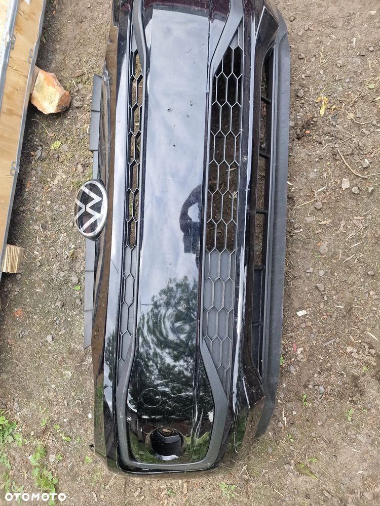 Zderzak  przód  vw up lift  16-24 - 1