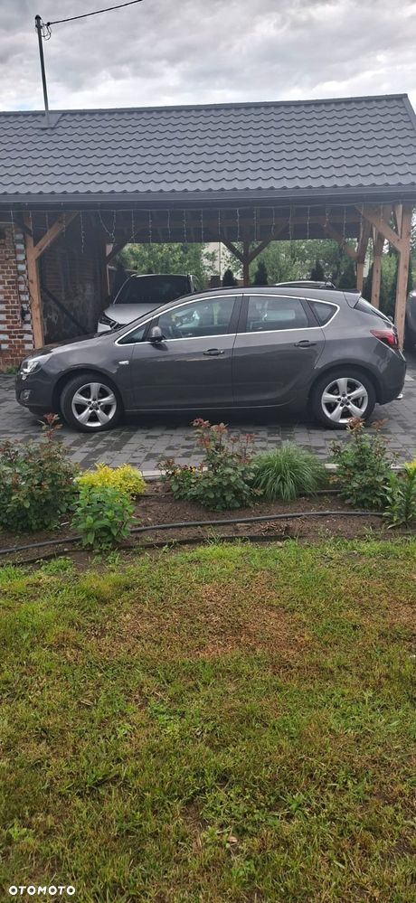 Opel Astra 1.4 Turbo Cosmo - 9
