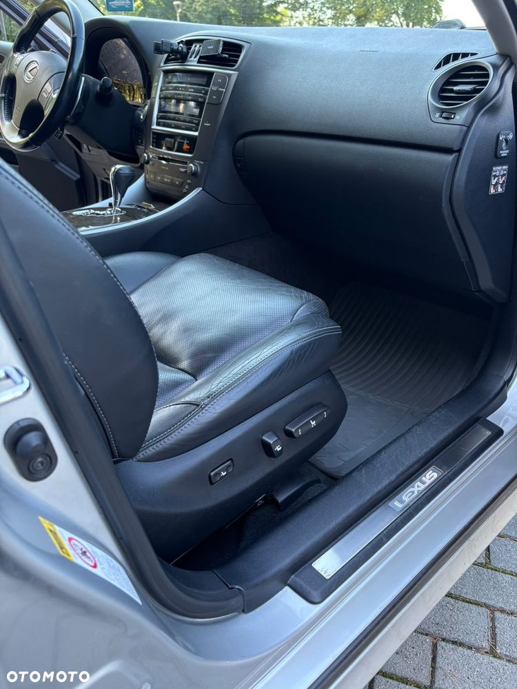 Lexus IS 250 Prestige - 3