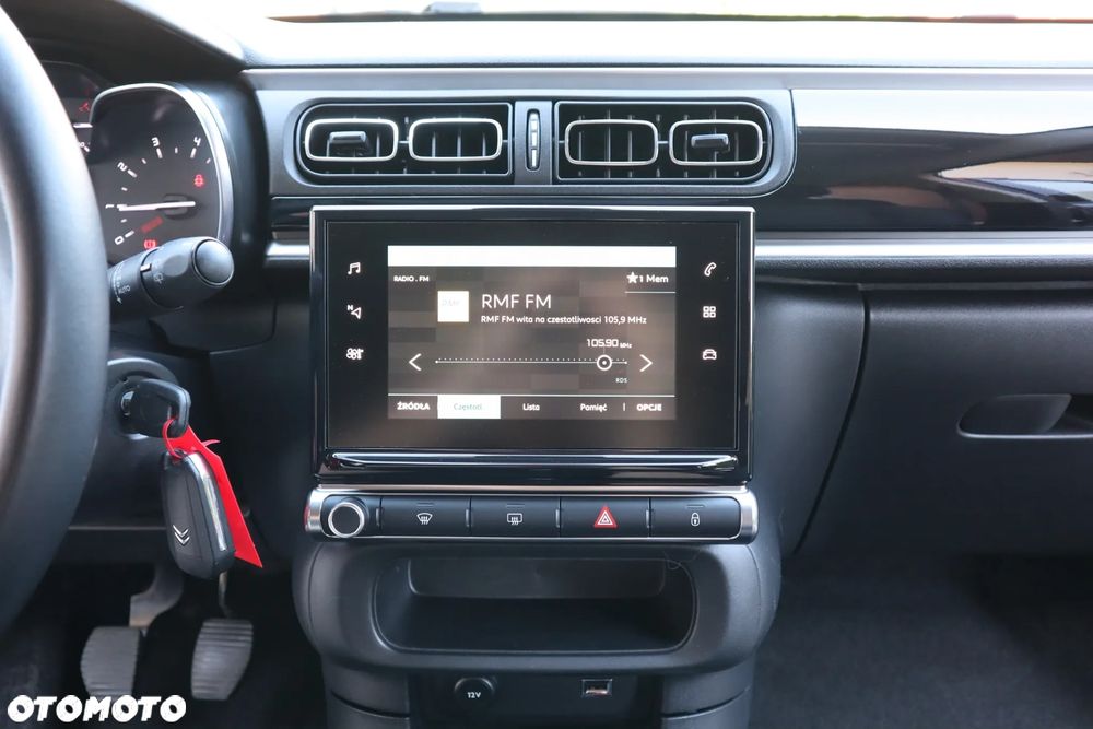 Citroën C3 Pure Tech 82 SHINE - 18