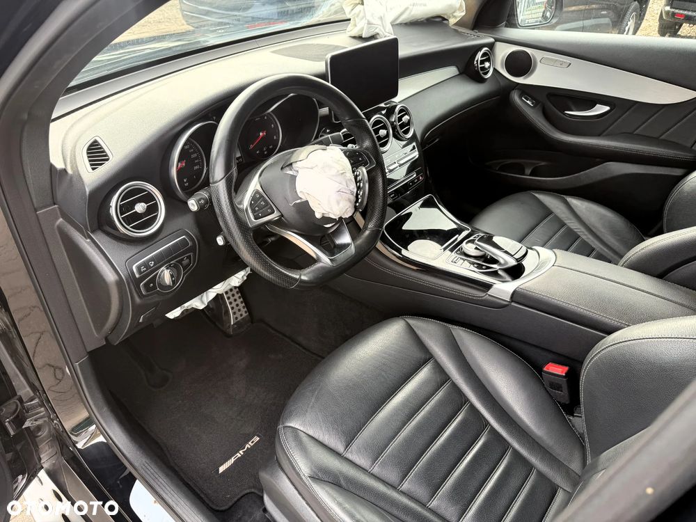 Mercedes-Benz GLC 250 d 4Matic 9G-TRONIC AMG Line - 16