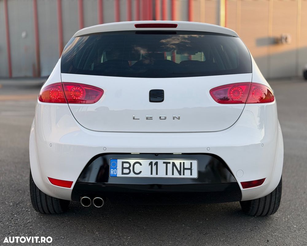 Seat Leon 2011 photo 5