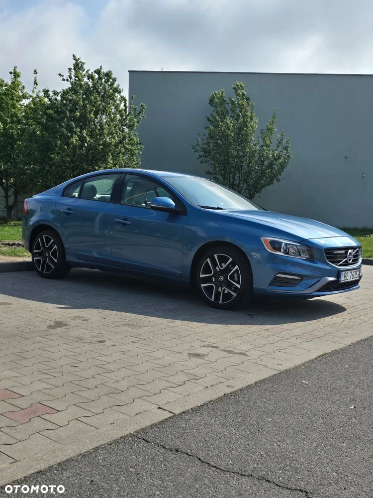 Volvo S60 T5 Drive-E R-Design Momentum - 1