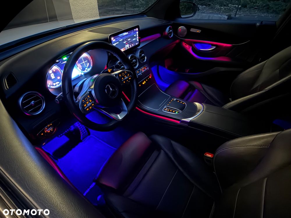 Mercedes-Benz GLC - 40