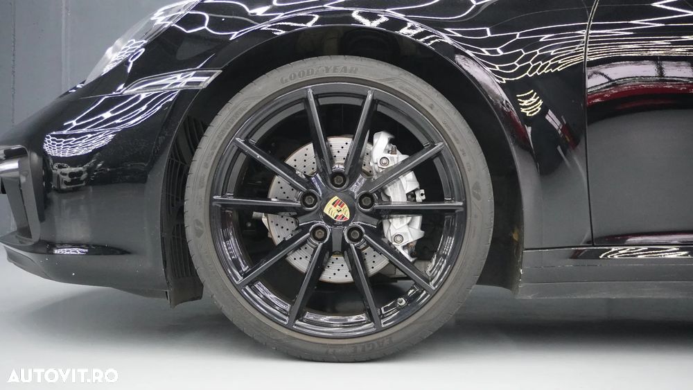 Porsche 911 Carrera PDK - 5