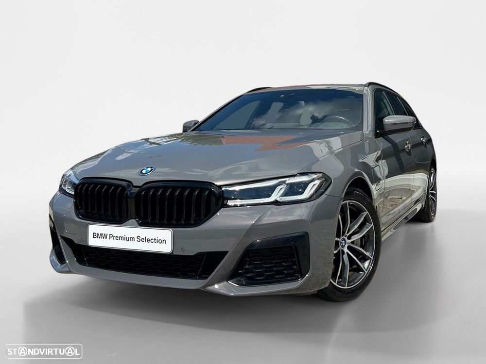 BMW 530 e Pack Desportivo M - 1