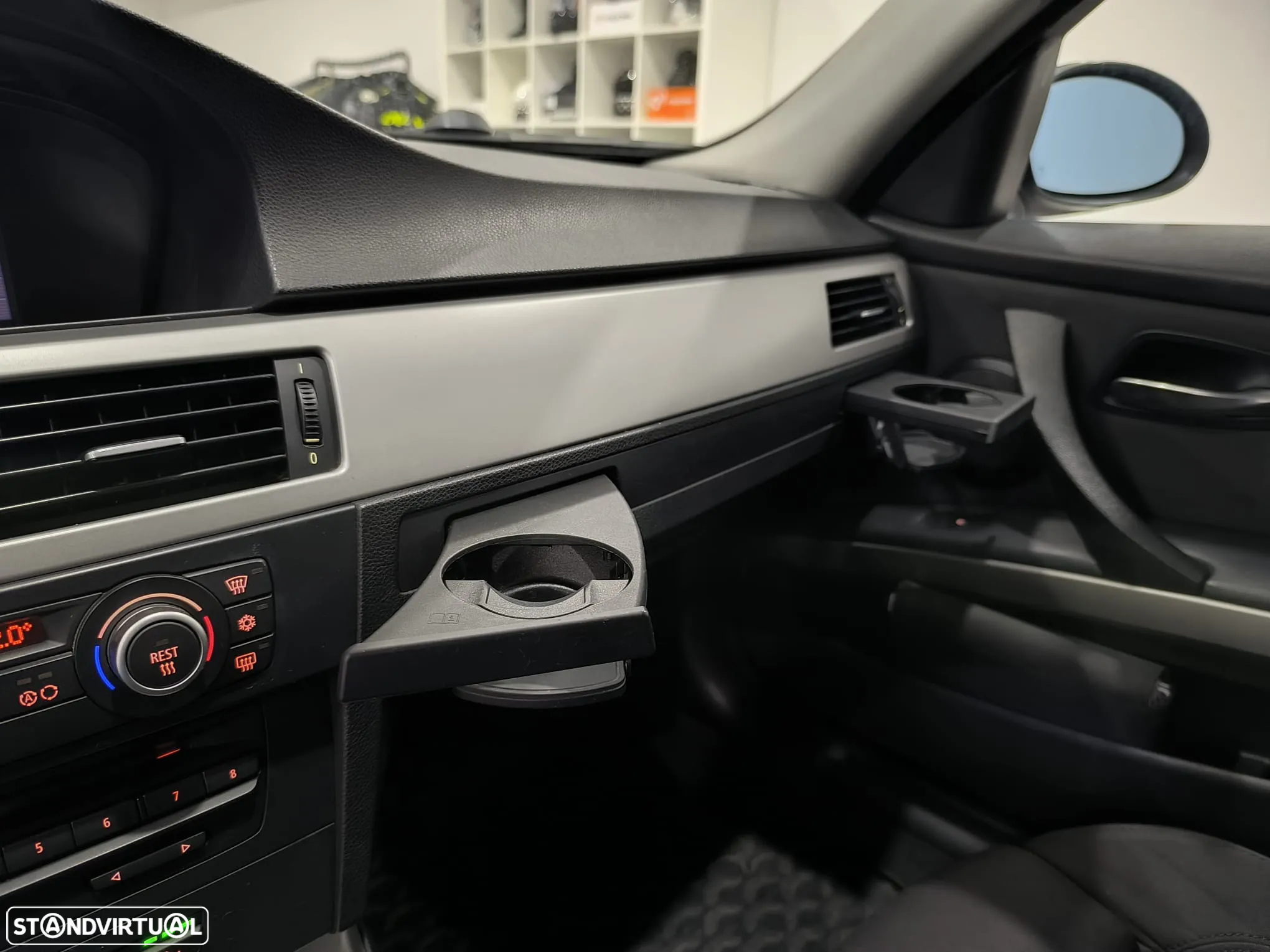 BMW 320 d Touring - 42