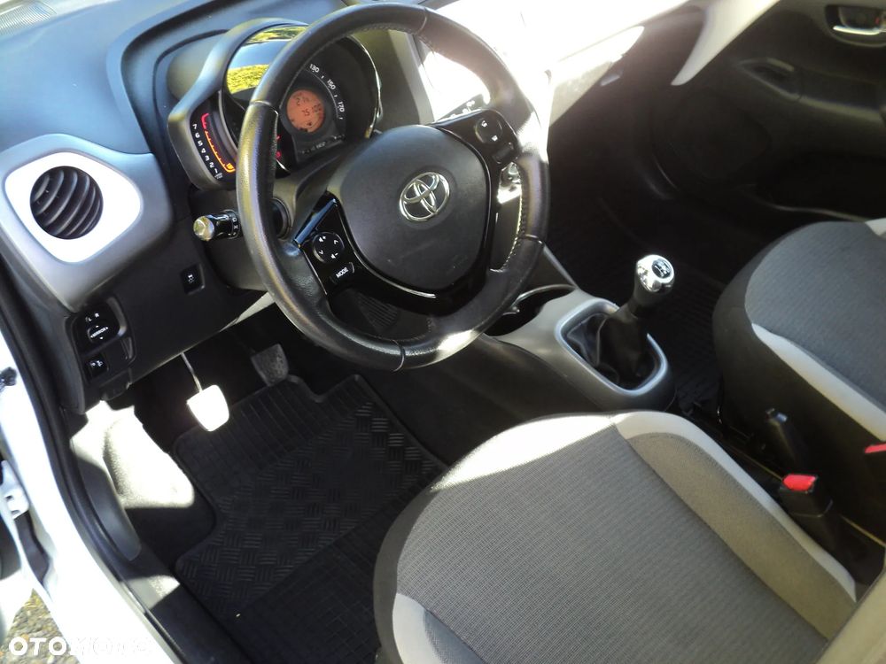 Toyota Aygo - 8