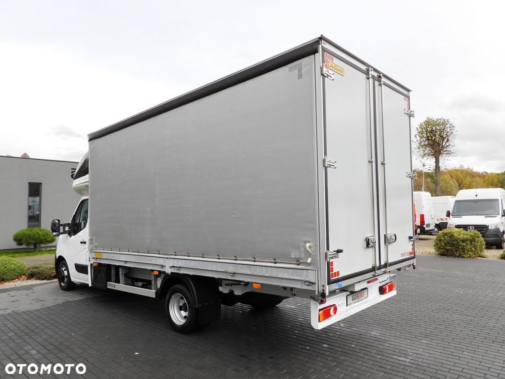 Renault MASTER PLANDEKA 10 PALET WEBASTO TEMPOMAT NAWIGACJA LEDY BLIŹNIACZE KOŁA KLIMATYZACJA  165KM - 11