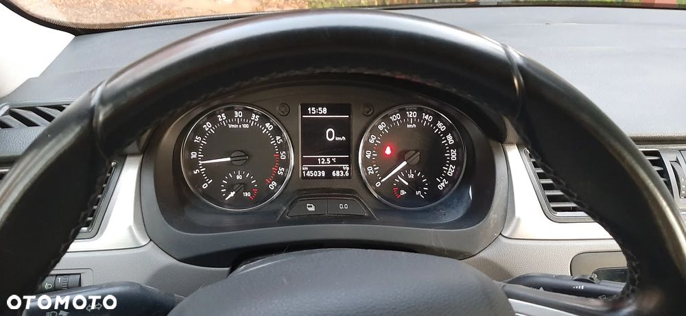 Skoda RAPID Spb 1.6 TDI DPF Ambition Max - 7