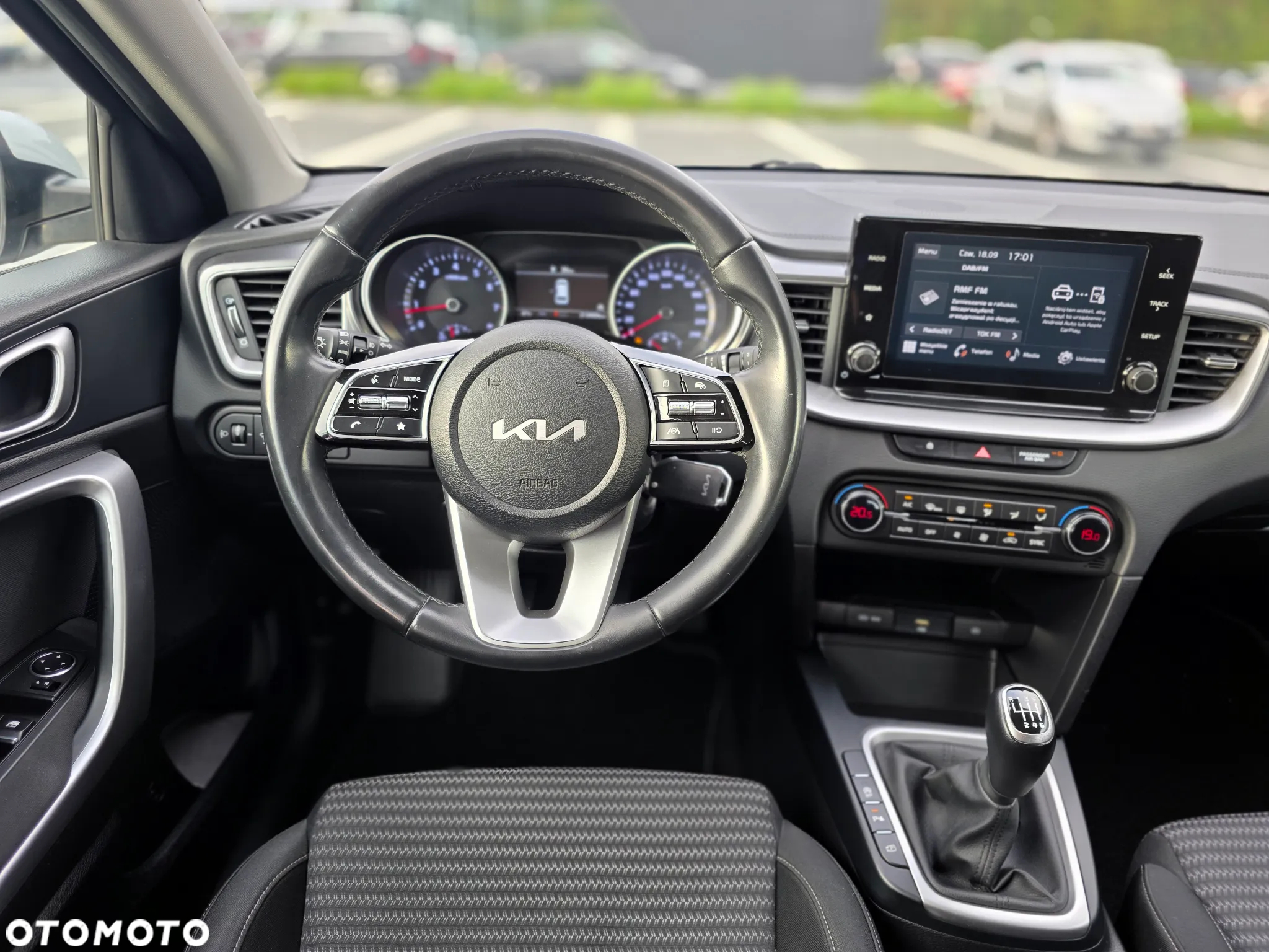 Kia Ceed 1.5 T-GDI L Business Line - 17